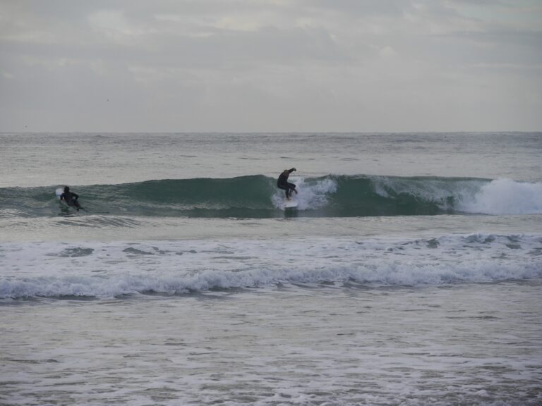 Surfing Sagres Surf guide Algarve