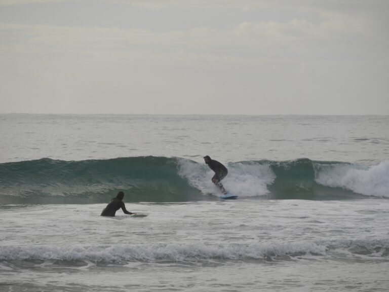 Surfing Sagres small waves big fun, surf guide algarve