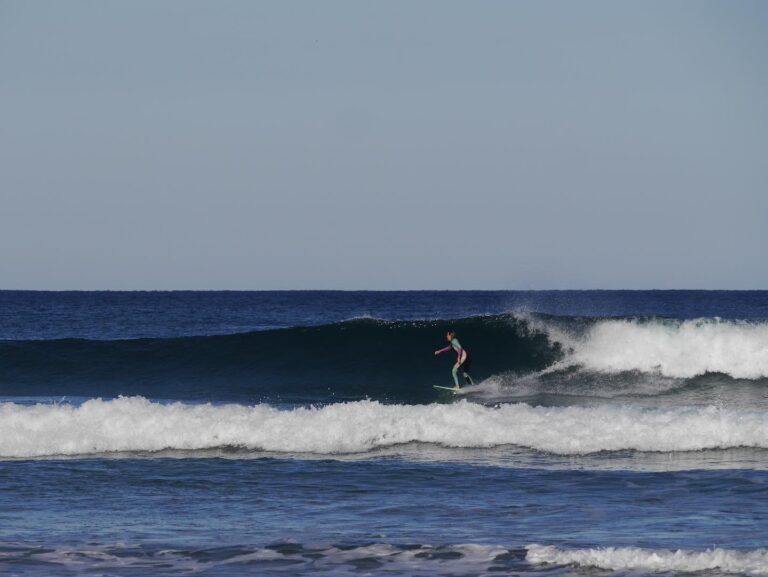 Castelejo surfgirl surf guide algarve