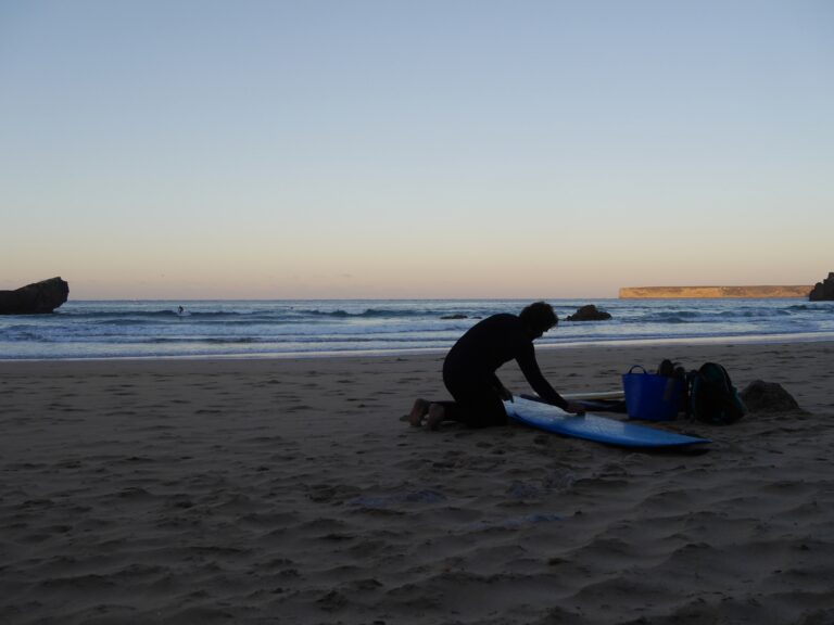 dawn patrol surfing sagres tonel surf guide algarve