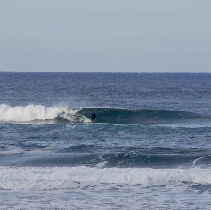 surf guide algarve friend surfing