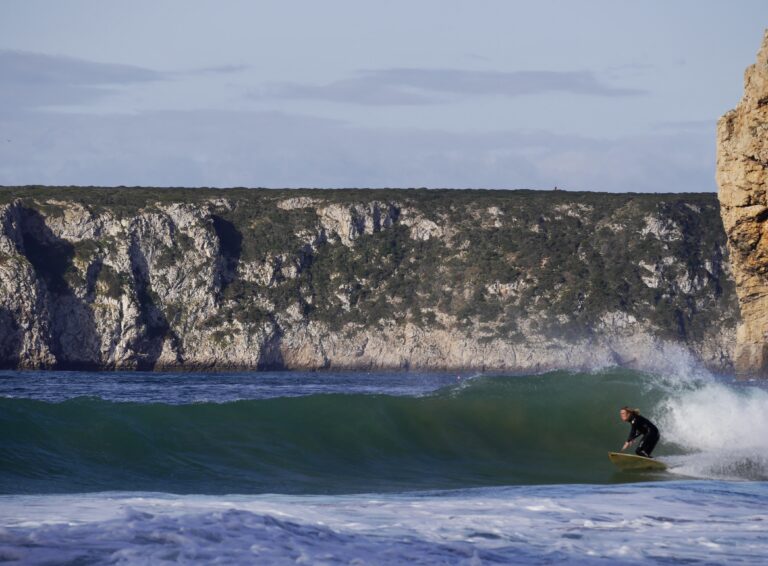 mr surf guide algarve surfing beliche