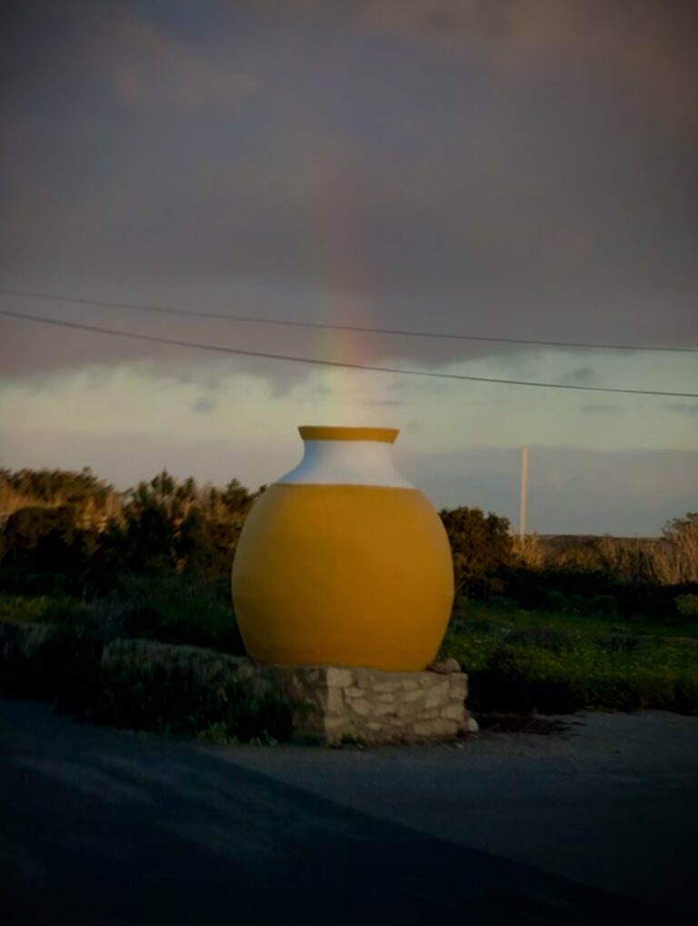 pot of gold rainbow surf guide algarve