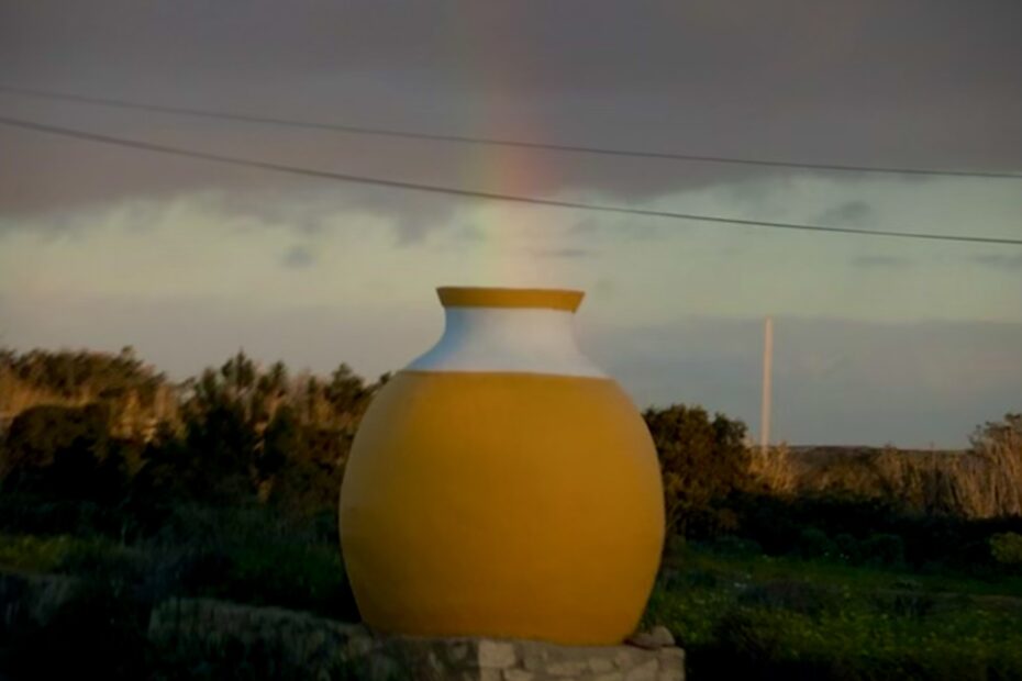 pot of gold rainbow surf guide algarve
