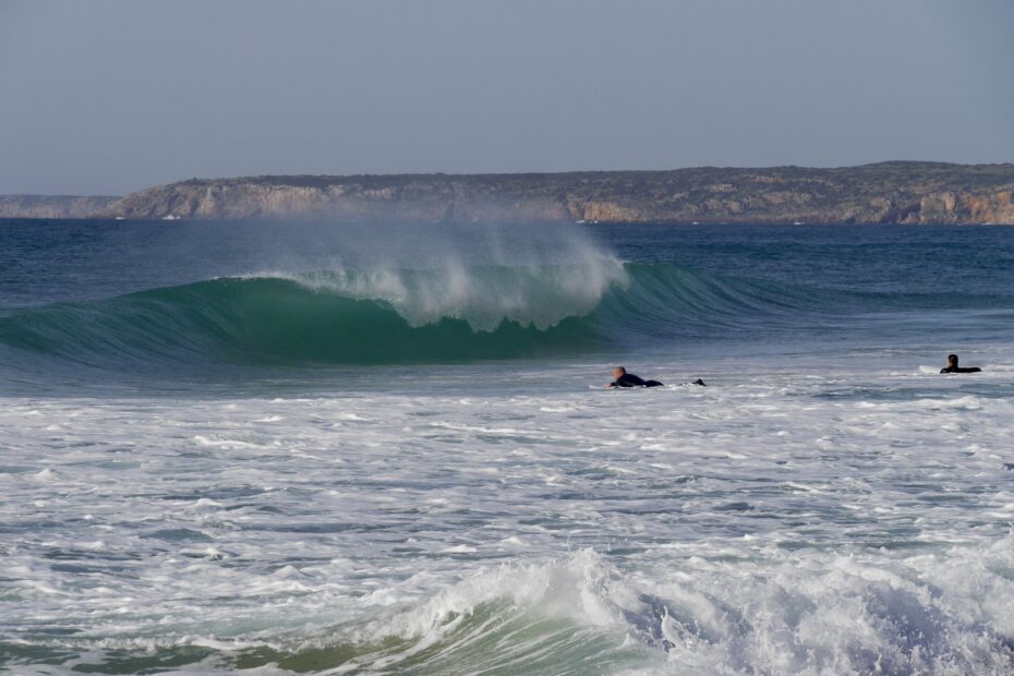 surfing heaven surf guide algarve