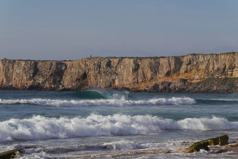 Mareta Sagres waves surf guide algarve