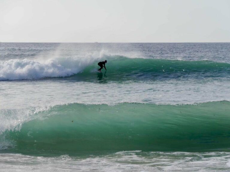 go left surf guide algarve barranco