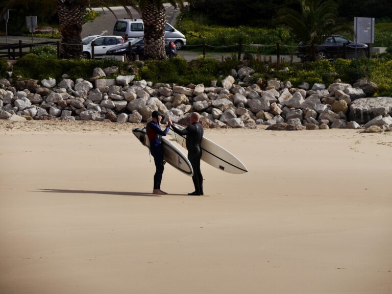 high five stoked surfers surf guide algarve