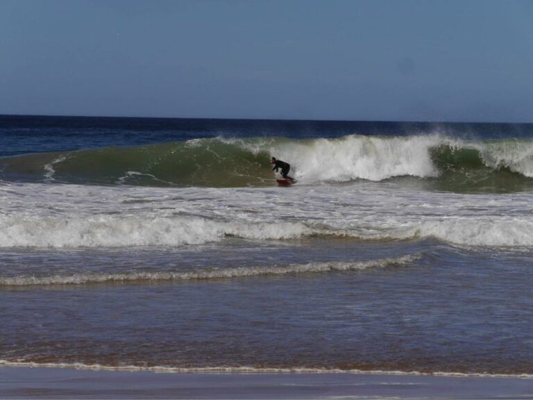 empty waves beliche surf guide algarve