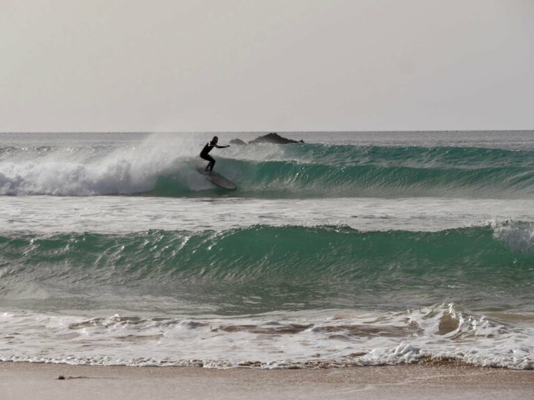 longboarder perfect lefts barranco surf guide algarve