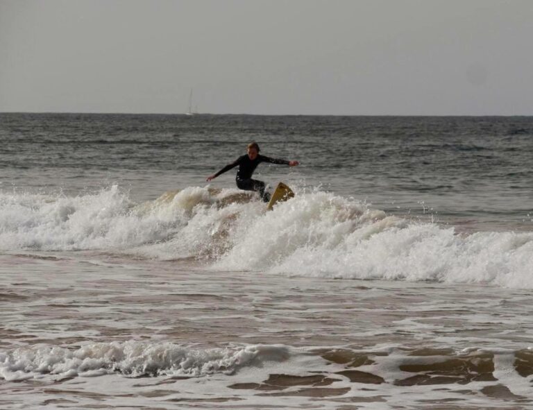 small wave kid session surf guide algarve beliche