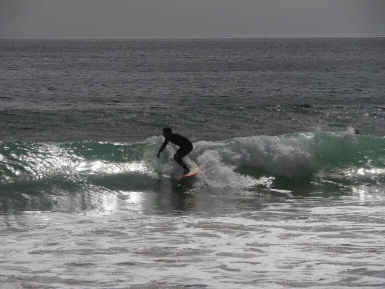 surfing barranco afternoon surf guide algarve