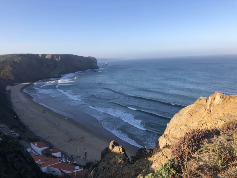 arrifana surf beach portugal surf guide algarve