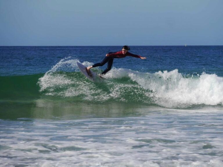 backside turn gromm surf guide algarve zavial