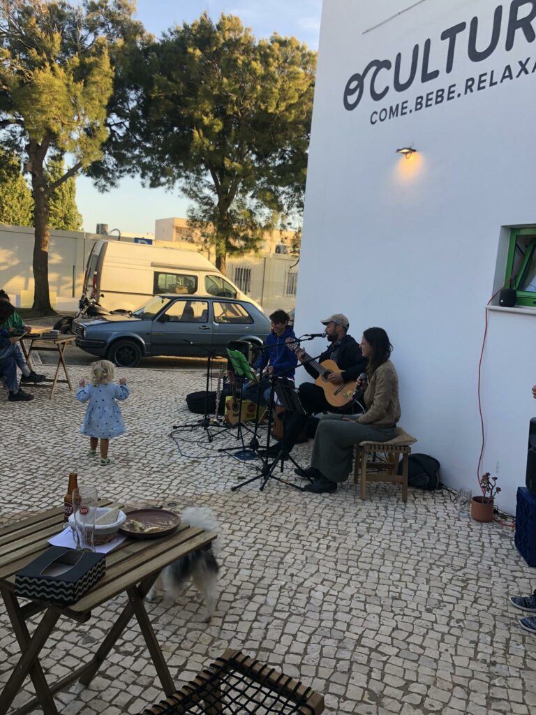 o cultural vila do bispo music surf guide algarve