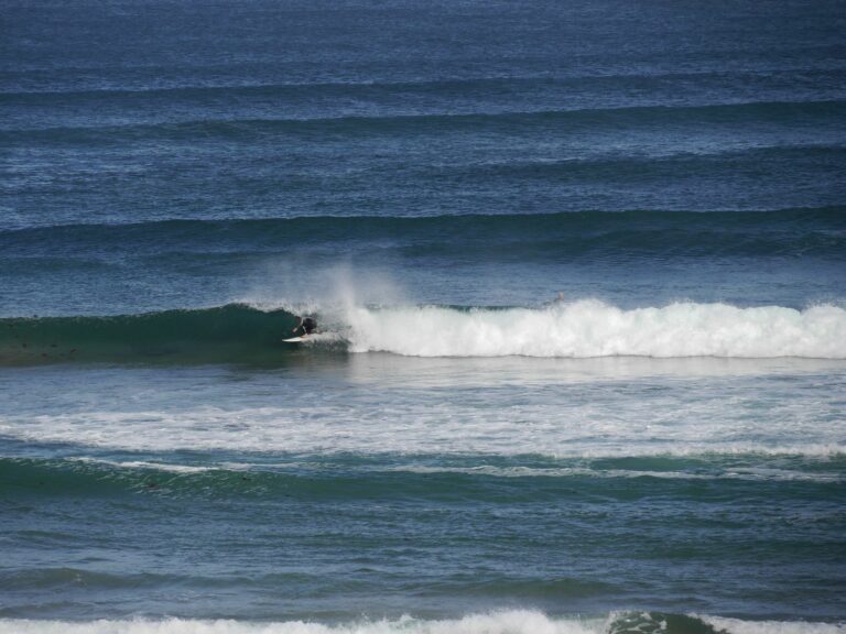 surf guide algarve barrel west coast grand finale