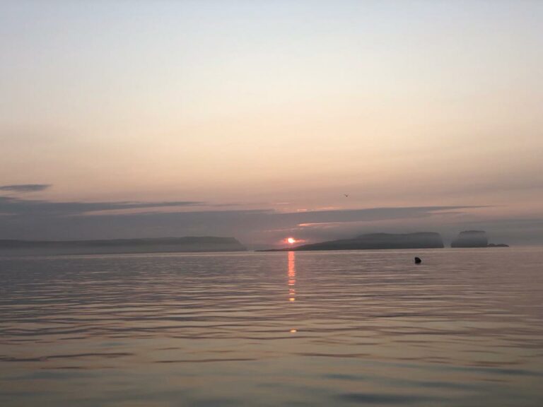 sunrise on the sailboat surf guide algarve