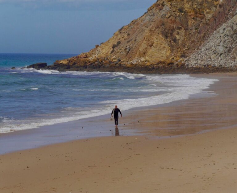 surf guide algarve surfing burgau