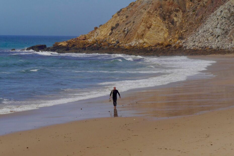 surf guide algarve surfing burgau