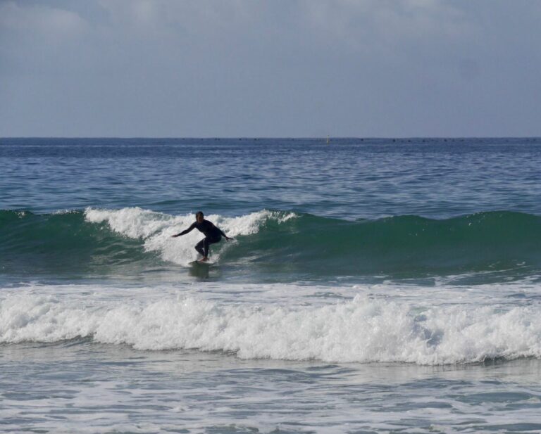 zavial small easy summer waves surf guide algarve
