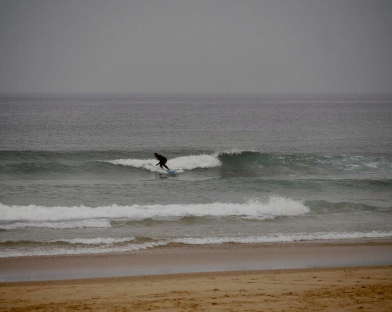 clean waves cordoama surf guide algarve longboard