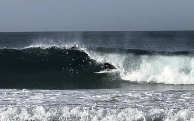 surf guide algarve barrel zavial august