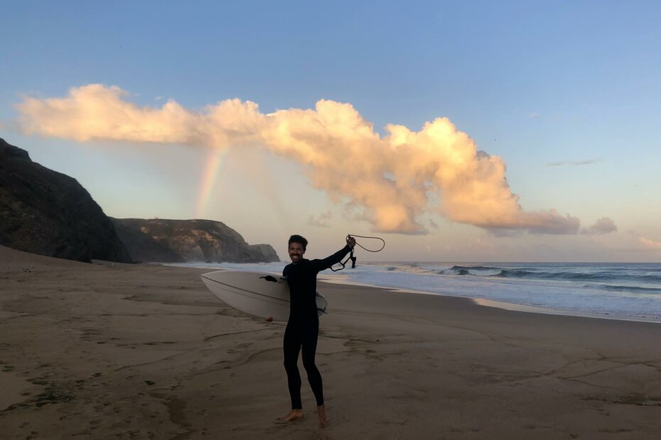 rainbow surfing surf guide algarve stoked