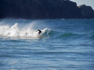 backside surfing west coast with surf guide algarve midlength