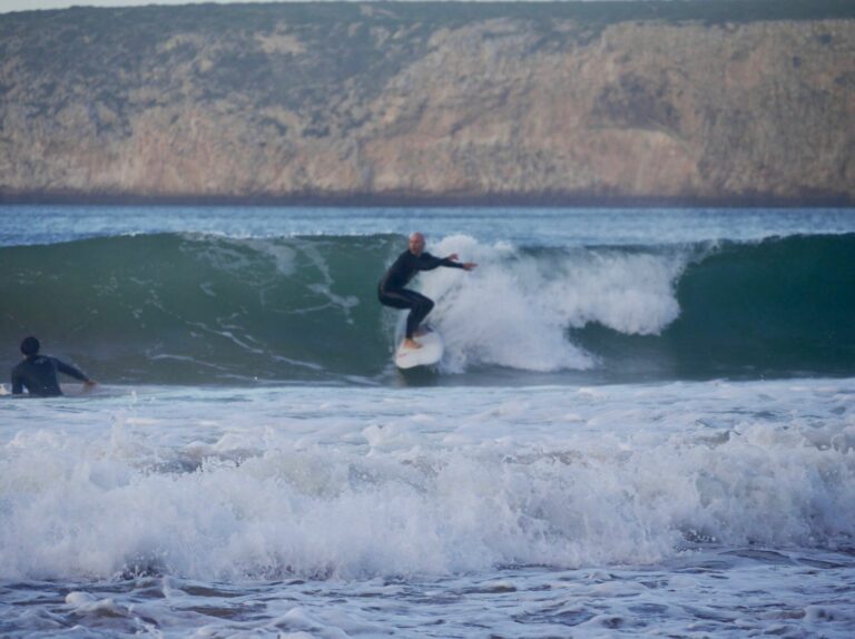 fun waves beliche surf guide algarve midlength