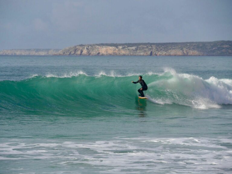 perfect waves at cabanas velhas surf guide algarve