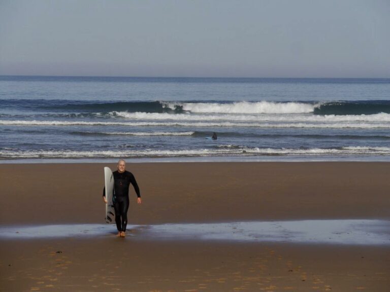 smile and wave dude, surf guide algarve