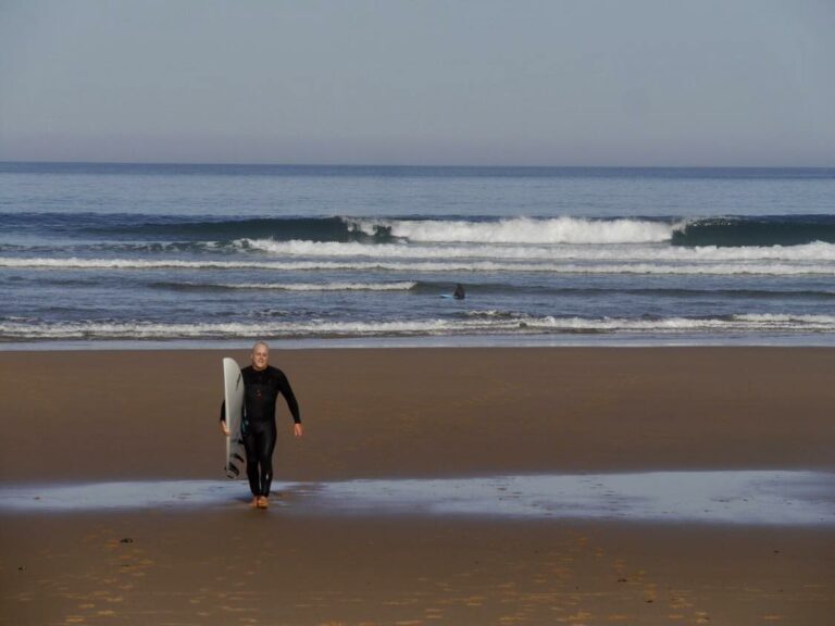 smile and wave dude, surf guide algarve