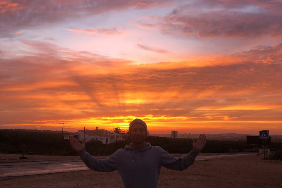 sunrise surfing beliche with surf guide algarve