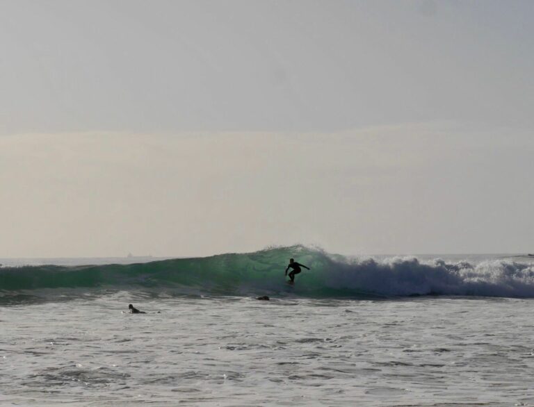 surf guide algarve at meia praia lagos