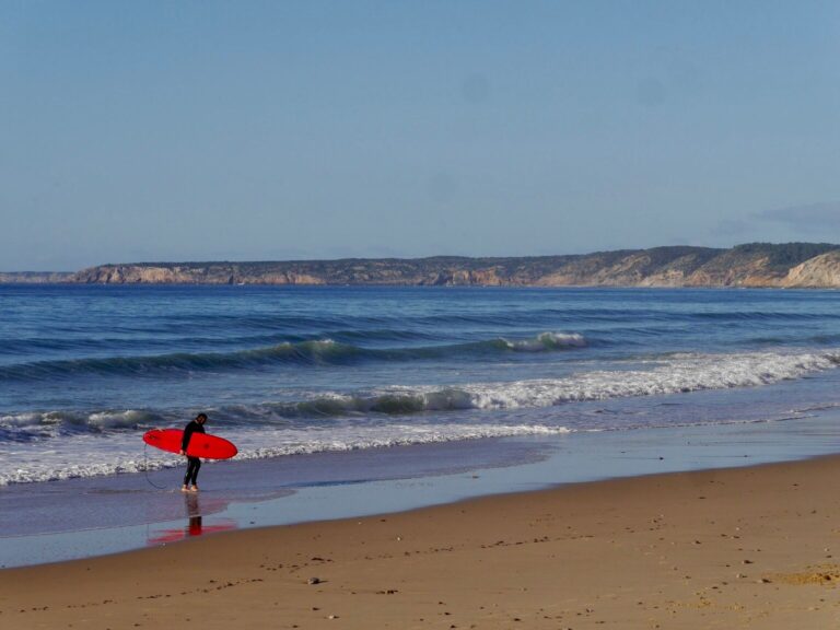 cabanas velhas no one out surf guide algarve