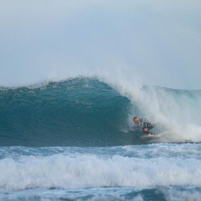 surf guide algarve barrel zavial