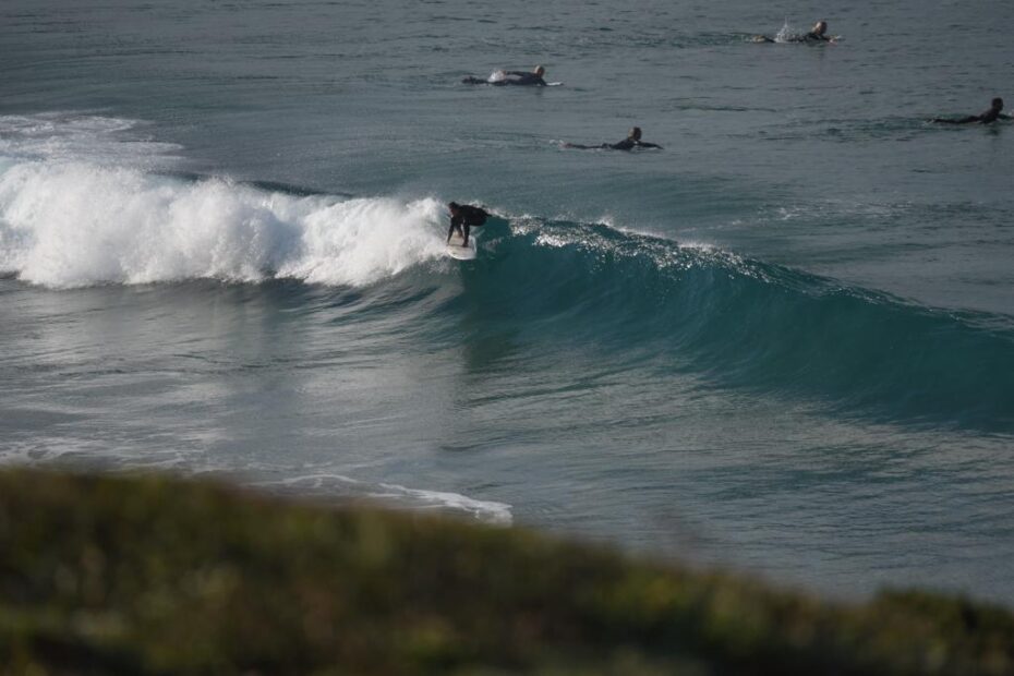 surf guide algarve christmas gift massimo