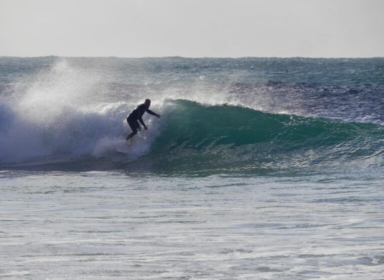 goofie going left surf guide algarve guest beliche