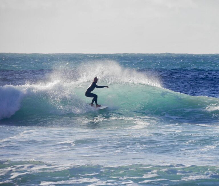 winter session with surf guide algarve offshore