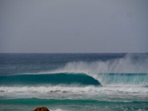 empty barrels tonel sagres surf guide algarve