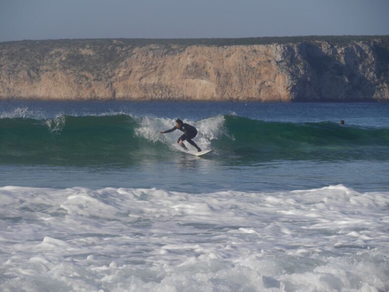 surf girl beliche small wave fun