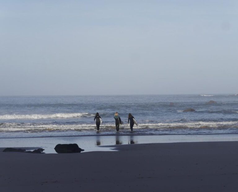 arrifana no one out with surf guide algarve