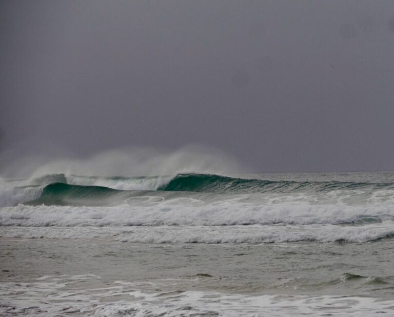 empty lefts surfing zavial with surf guide algarve