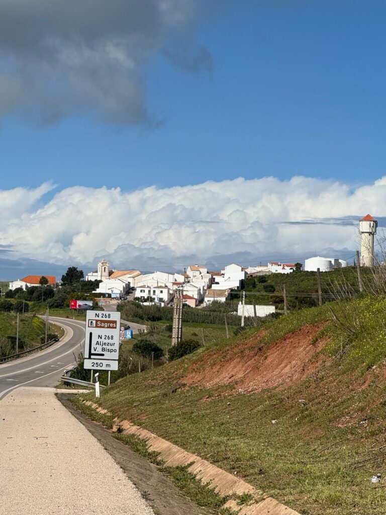 vila do bispo surf guide algarve