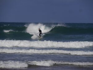 le french on a wave surf guide algarve west coast session