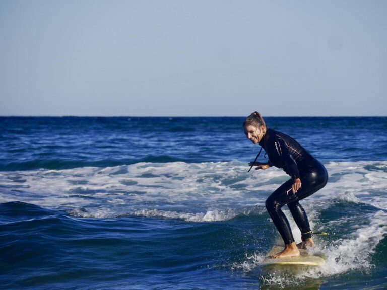 longboard surfing bordeira surf guide algarve sufergirl