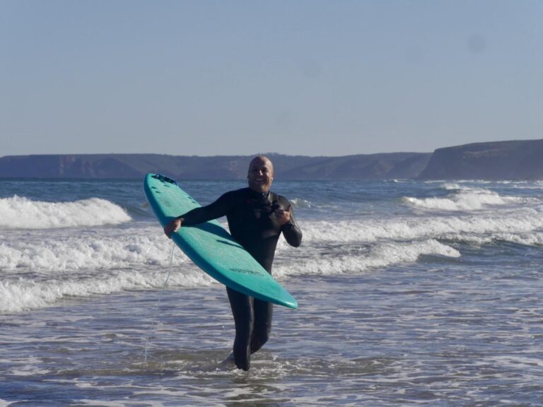 small waves big stokes, surf guide algarve in bordeira