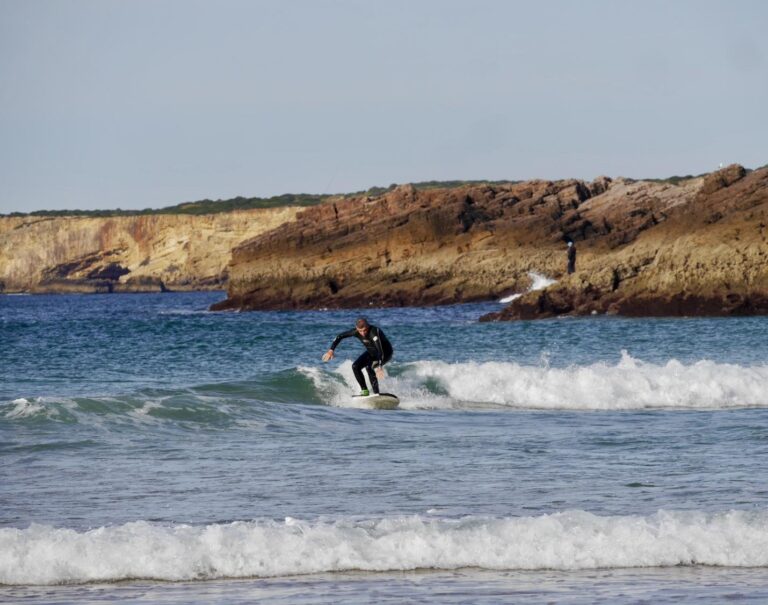 surf guide algarve guest on the malibu at zavial