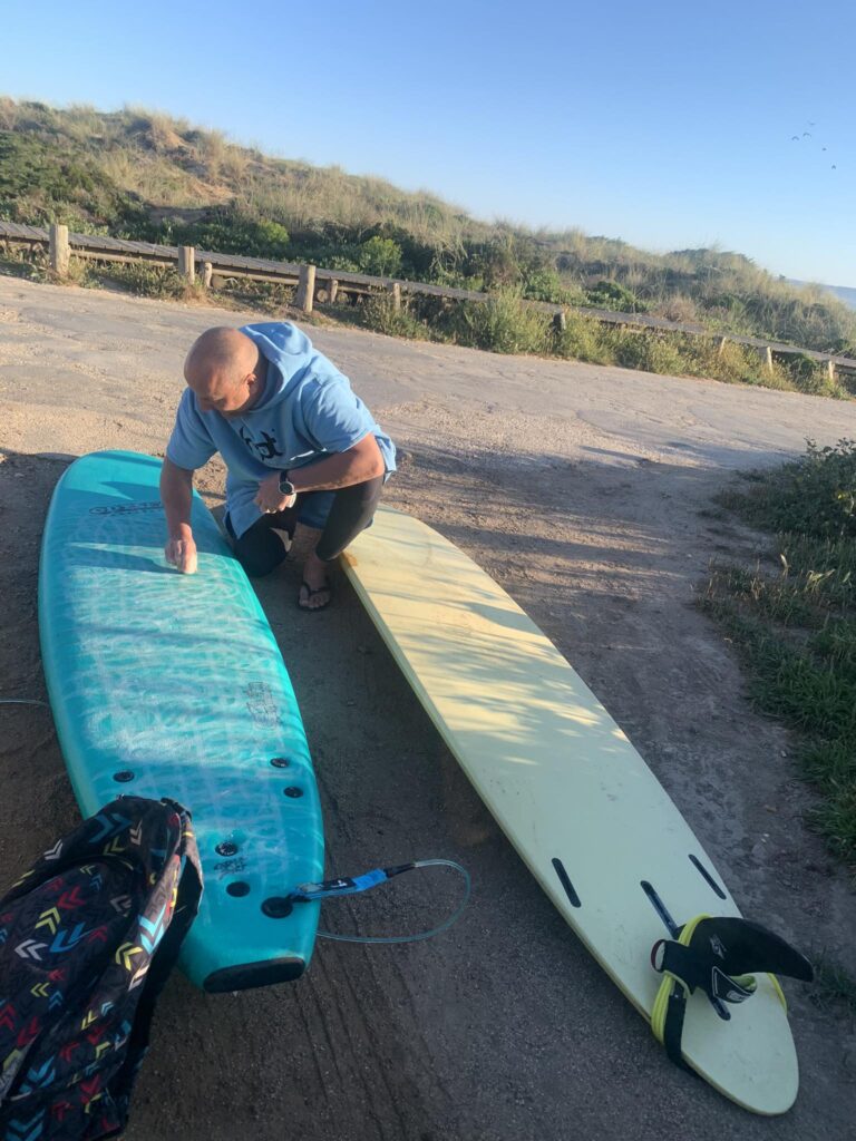 waxing the big boards surf guide algarve bordeira longboard session