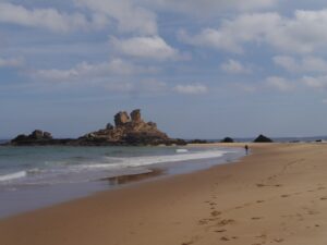 castelejo private beach surf guide algarve